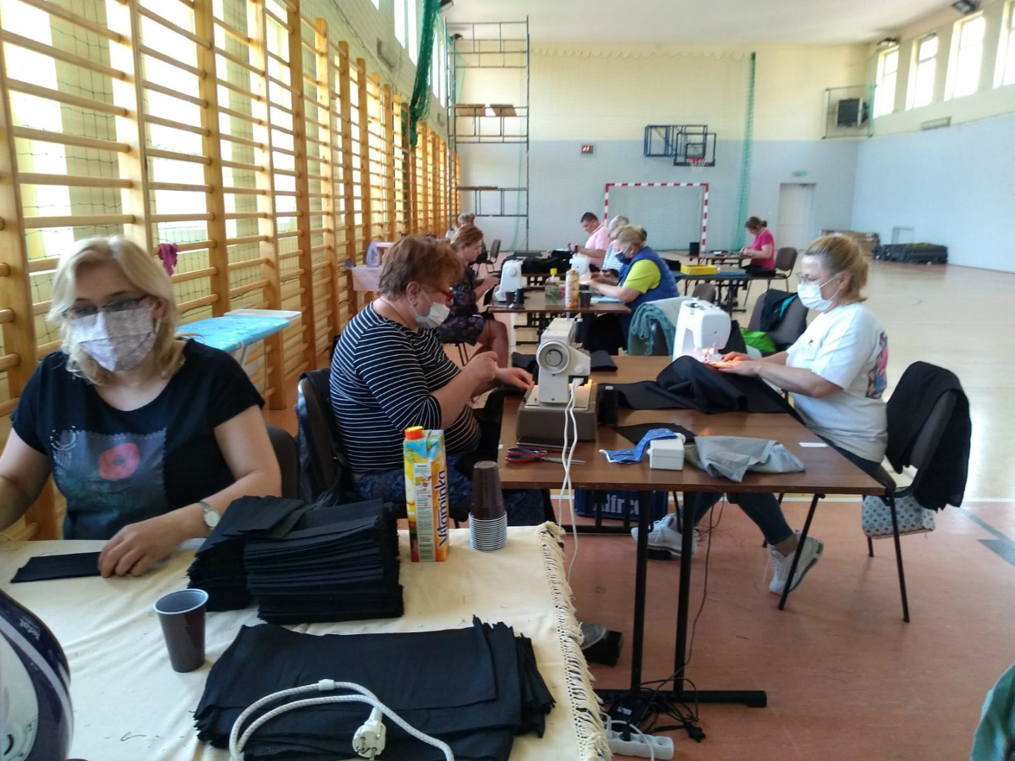 https://test.ugorly.pl/blog/2020/05/26/jestem-pomagam-wspieram/p1e9ac90up1ban13l74h61pg7184d/
