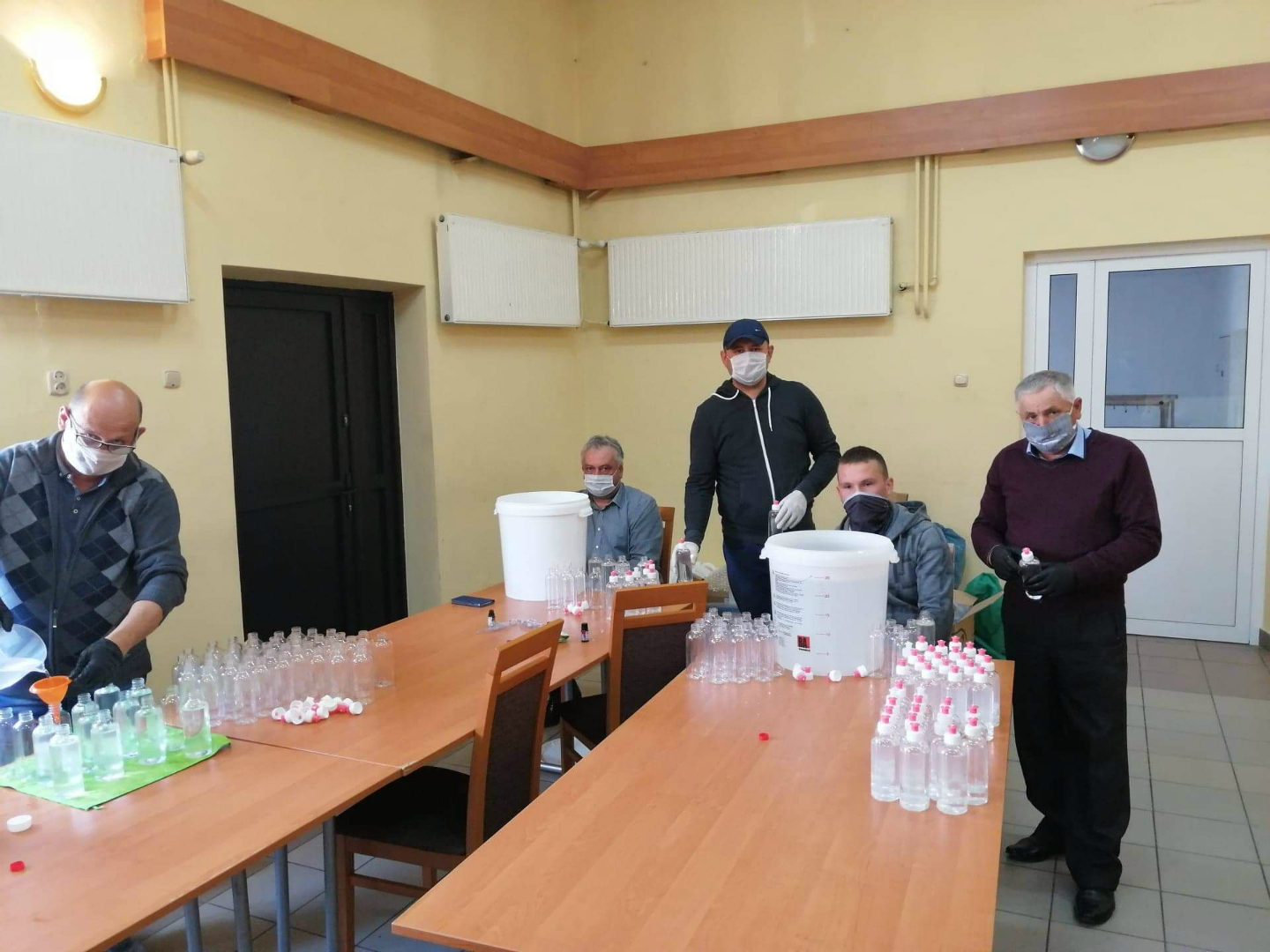 https://test.ugorly.pl/blog/2020/05/26/jestem-pomagam-wspieram/p1e9ac90up1e73q25pej11ko77d1g/