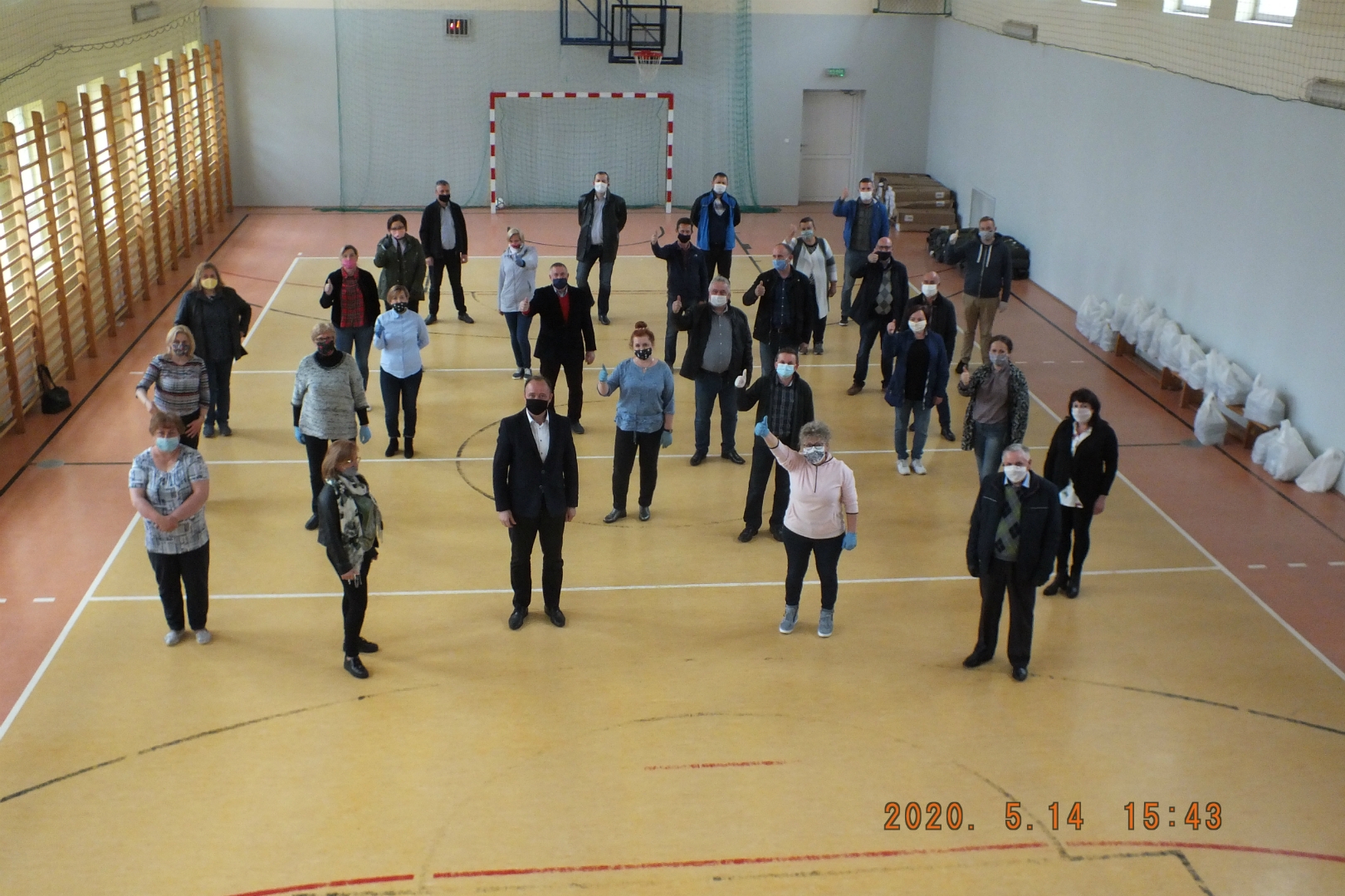 https://test.ugorly.pl/blog/2020/05/26/jestem-pomagam-wspieram/p1e9ac90up1j93ncprpm16am8r91k/