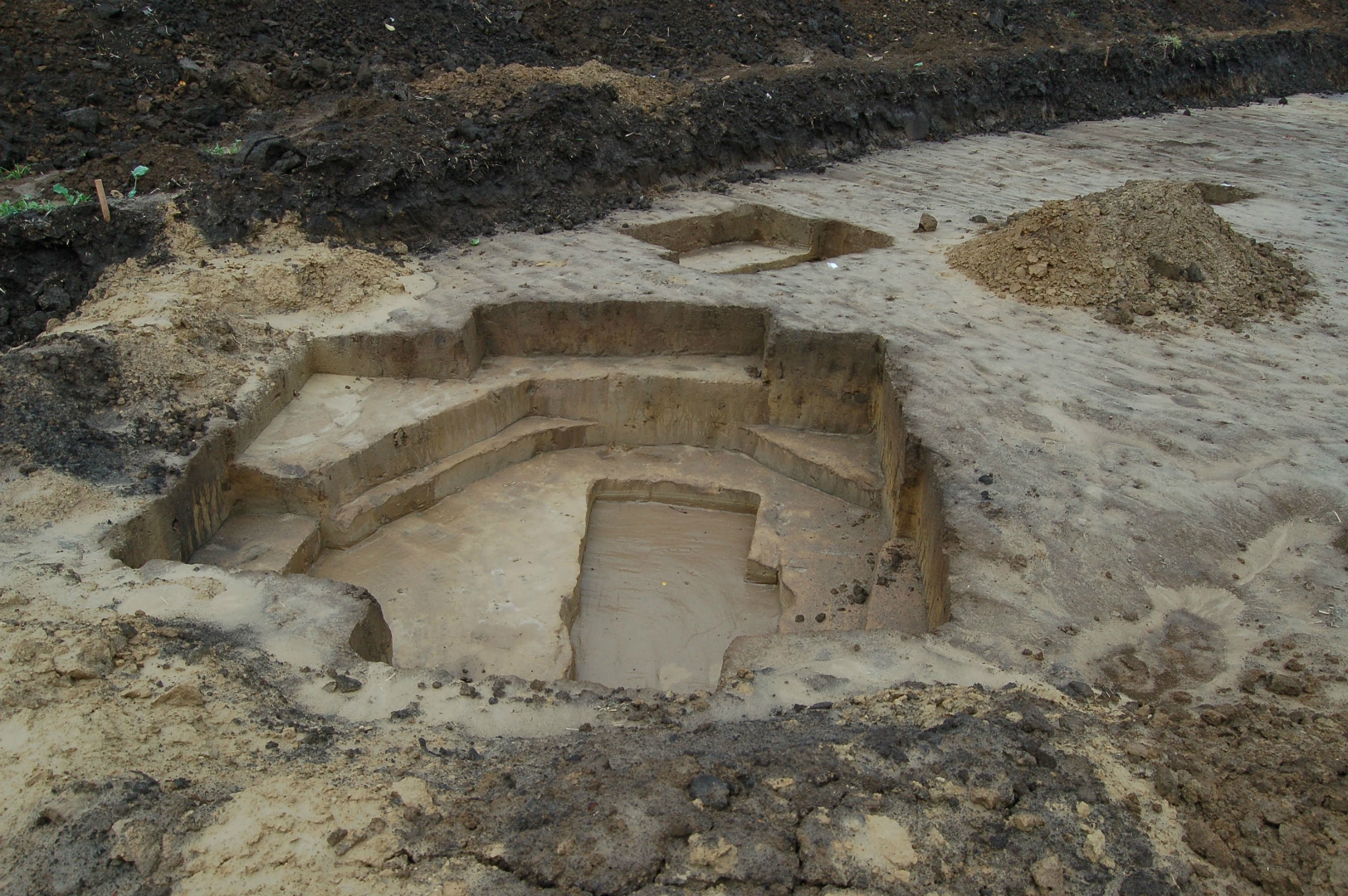 https://test.ugorly.pl/blog/2020/12/08/odkrycia-archeologiczne-w-walawie/p1ep128ekf1cgk143dgts1seu19d8f/