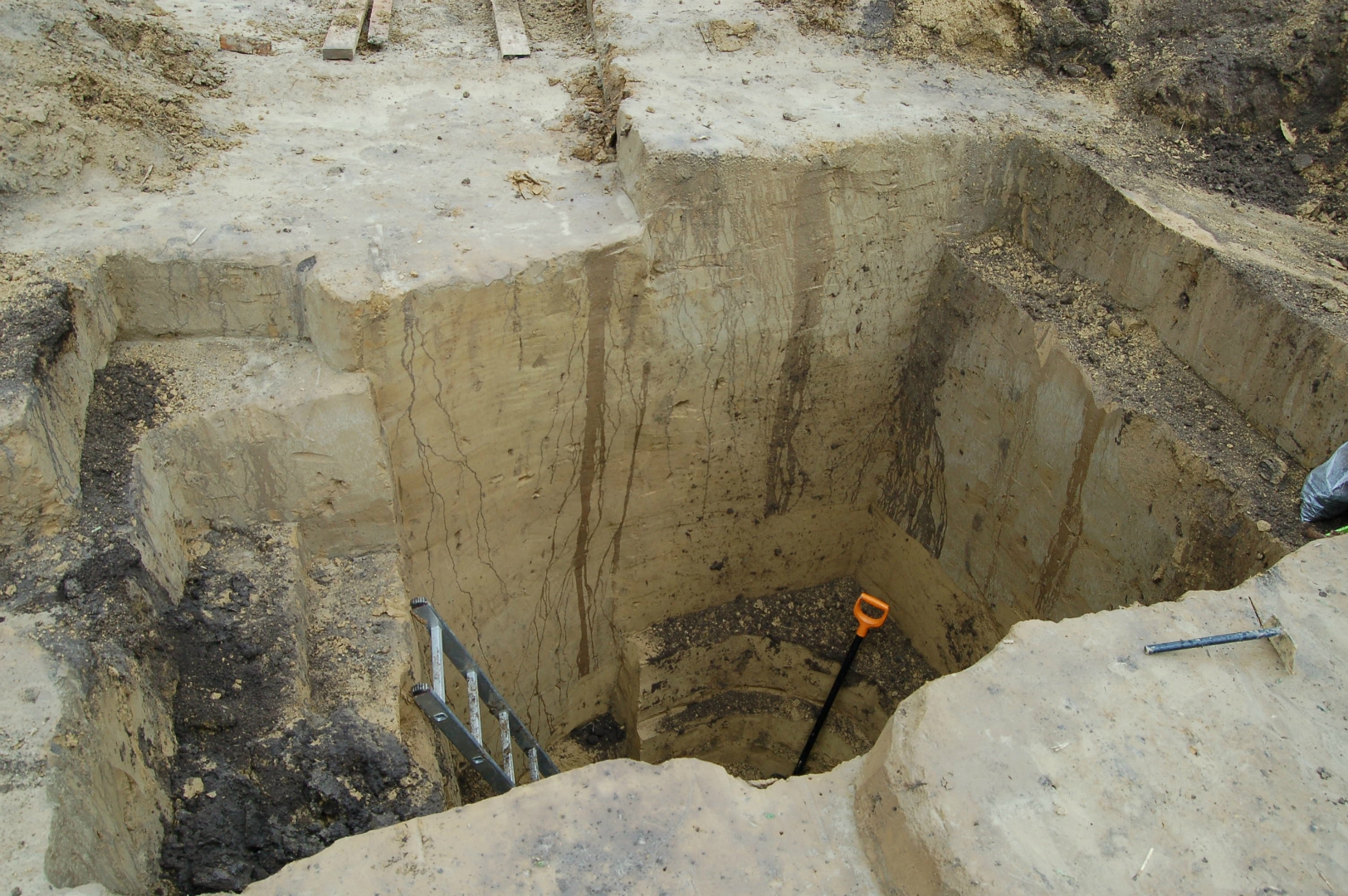 https://test.ugorly.pl/blog/2020/12/08/odkrycia-archeologiczne-w-walawie/p1ep128ekf1o6sr3t38m3s014d5e/