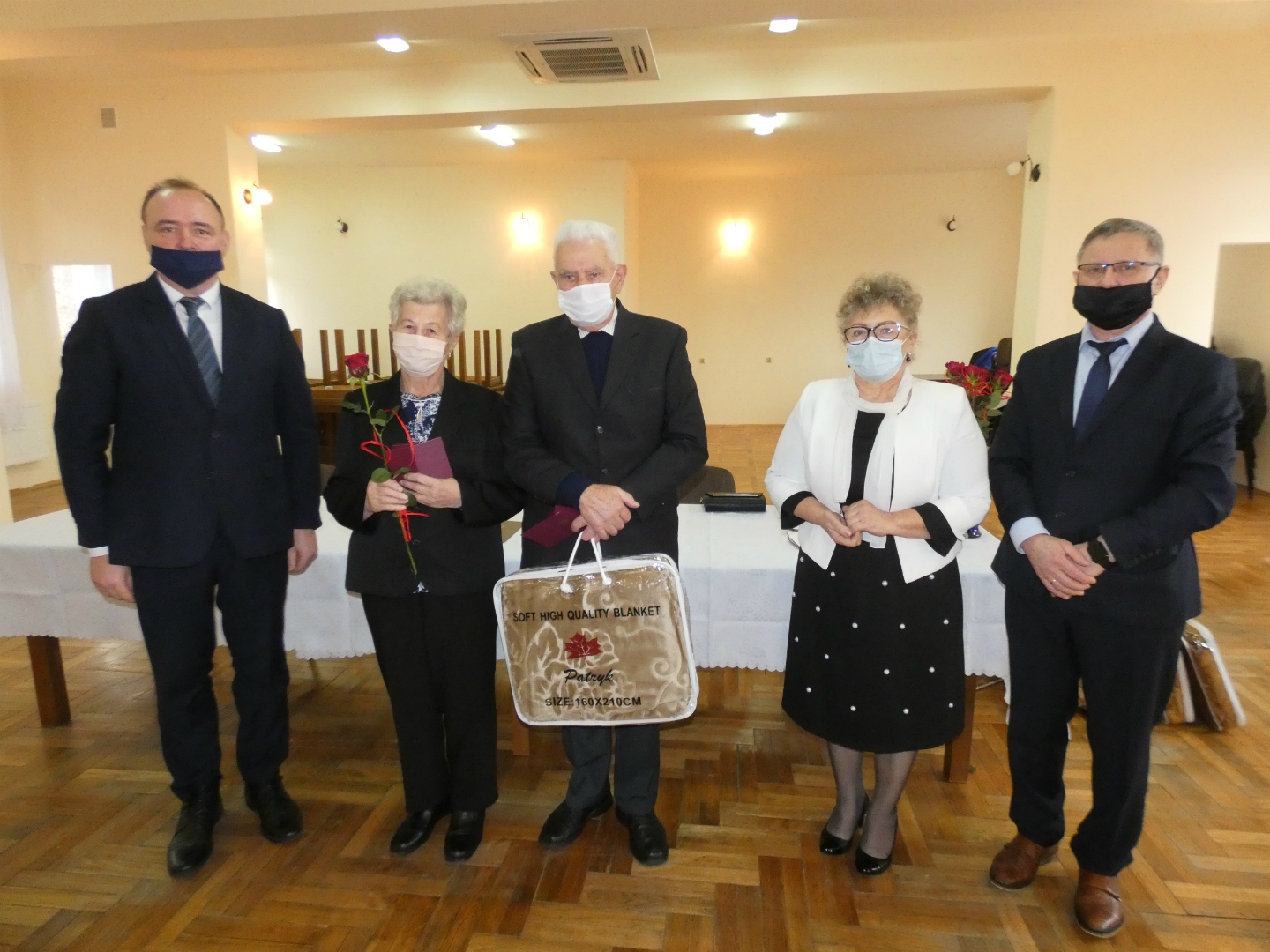 https://test.ugorly.pl/blog/2020/12/23/piekny-jubileusz-pozycia-malzenskiego/p1eq7kiffq1kr9ae6roq1i8j1ndm25/
