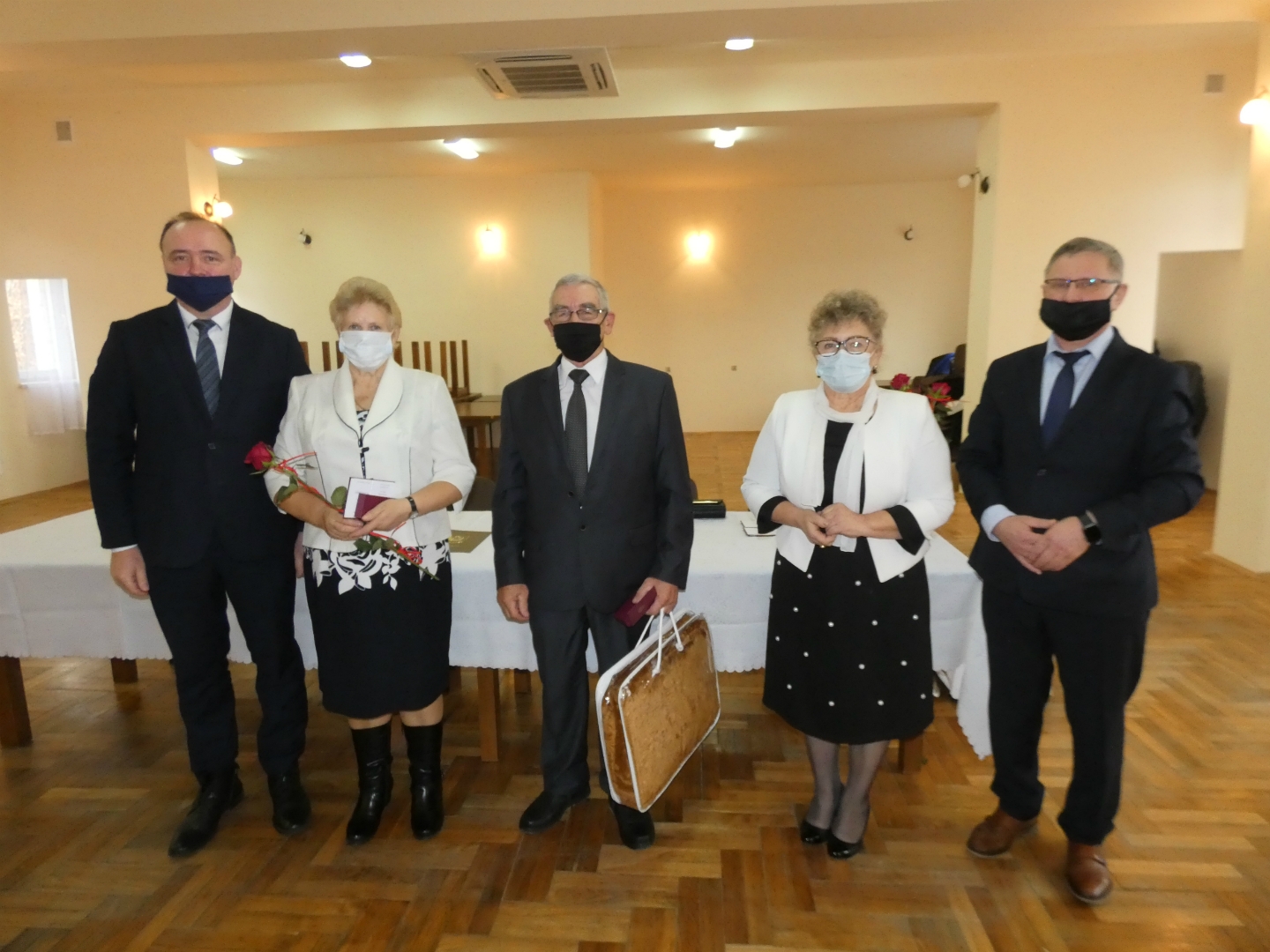 https://test.ugorly.pl/blog/2020/12/23/piekny-jubileusz-pozycia-malzenskiego/p1eq7kiffq1rh71tr1jbv1h1718d62a/