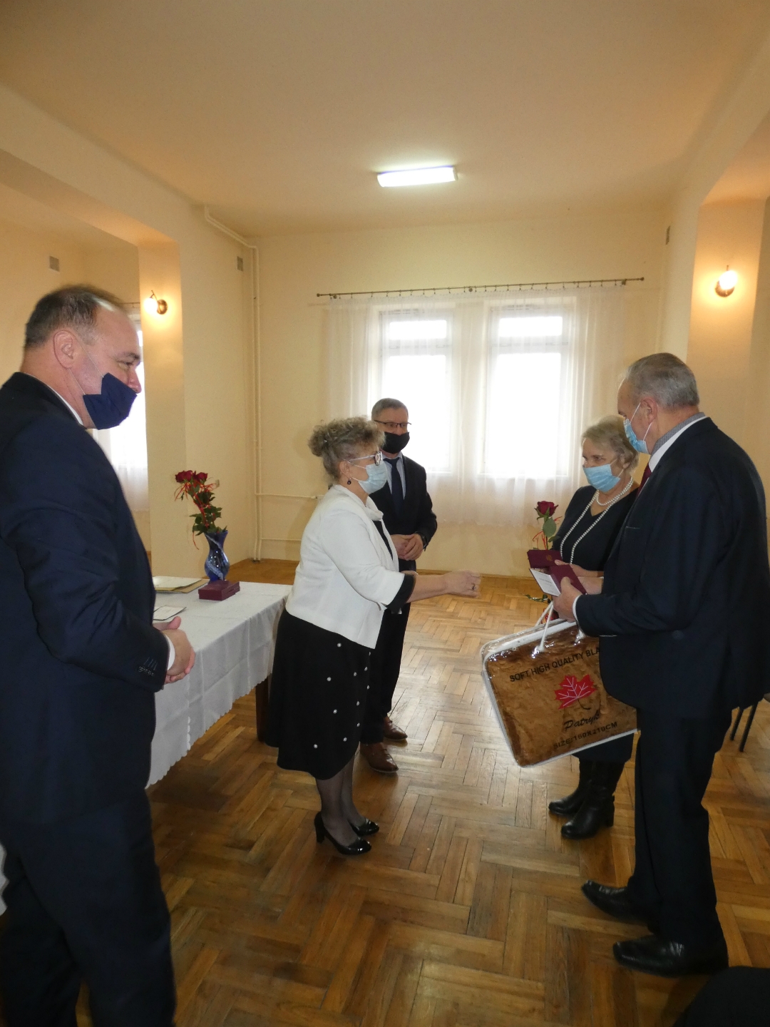 https://test.ugorly.pl/blog/2020/12/23/piekny-jubileusz-pozycia-malzenskiego/p1eq7kiffq2kp1ebt1b2mfca1dl727/