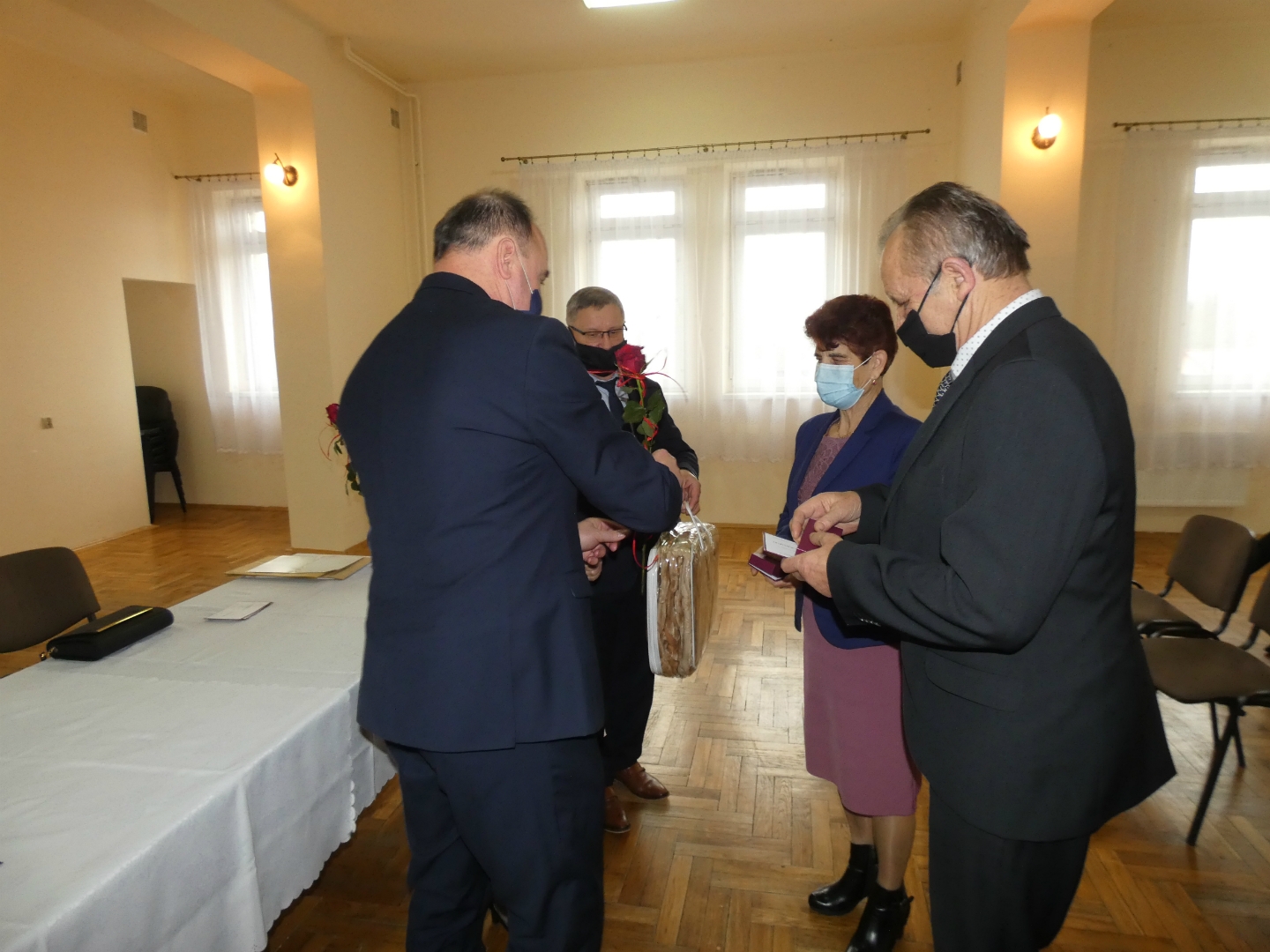 https://test.ugorly.pl/blog/2020/12/23/piekny-jubileusz-pozycia-malzenskiego/p1eq7kiffq7r41fgv3g211nujid2b/