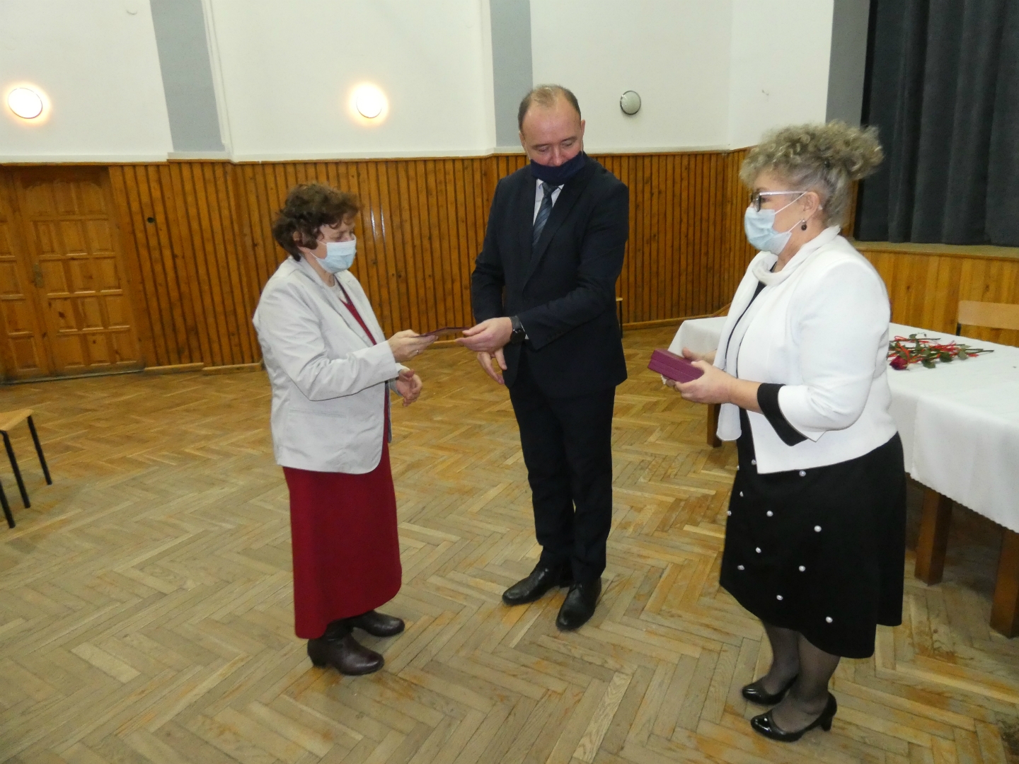 https://test.ugorly.pl/blog/2020/12/23/piekny-jubileusz-pozycia-malzenskiego/p1eq7kiffq8ma1svp1lrmpoo4s02n/