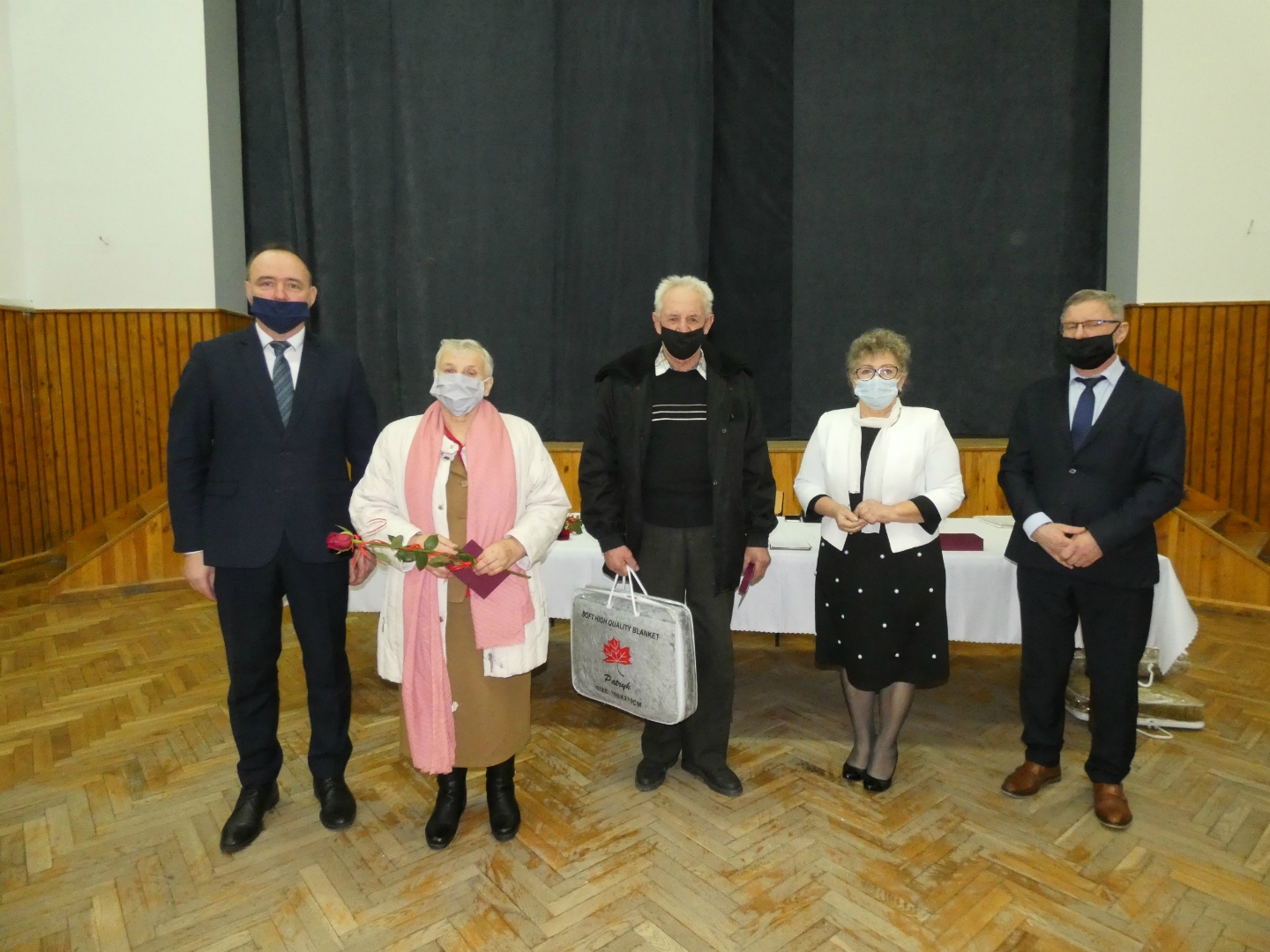 https://test.ugorly.pl/blog/2020/12/23/piekny-jubileusz-pozycia-malzenskiego/p1eq7kiffqvc01pri4pj7rlnra2q/